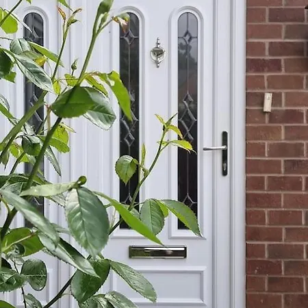 Apartment Spacious Family House In York