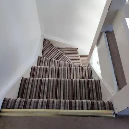 Spacious Family House In York * Easingwold
